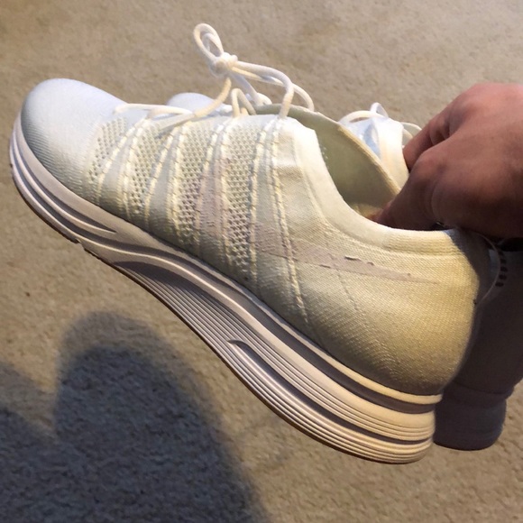 size 15 nike trainers